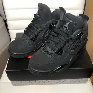 JORDAN BLACK CAT 4’s